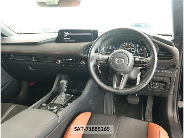 Mazda MAZDA3 2025-01 8812385-1