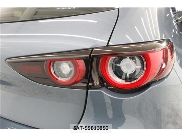 Mazda MAZDA3 2025-12 8814327-16