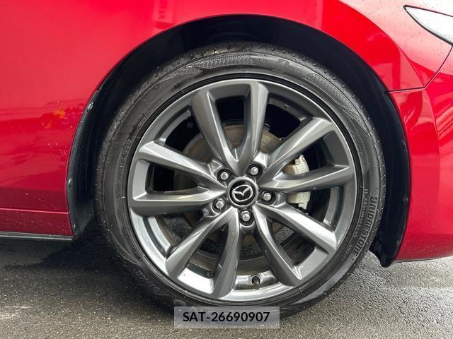 Mazda MAZDA3 2019-05 8815696-18