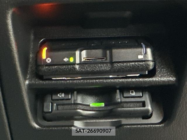 Mazda MAZDA3 2019-05 8815696-3