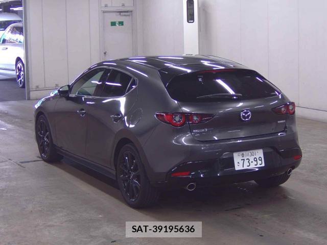 Mazda MAZDA3 2022-05 8816614-1
