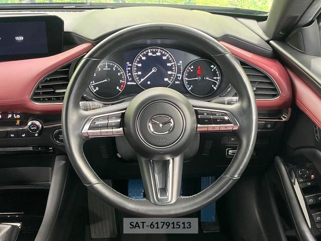 Mazda MAZDA3 2020-03 8817485-10