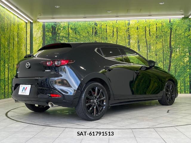 Mazda MAZDA3 2020-03 8817485-16