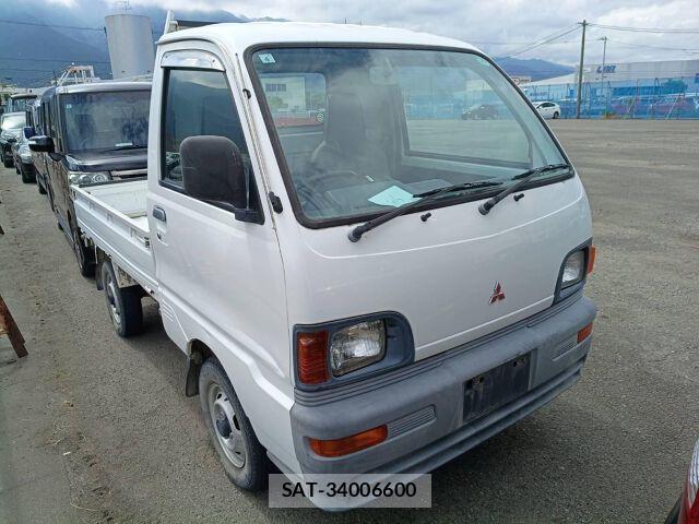 Mitsubishi MINICAB TRUCK 1996 8817147-3
