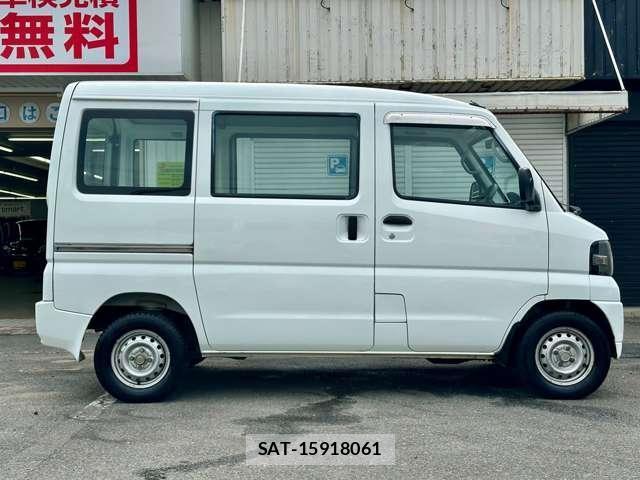 Mitsubishi MINICAB VAN 2007-06 8815733-4