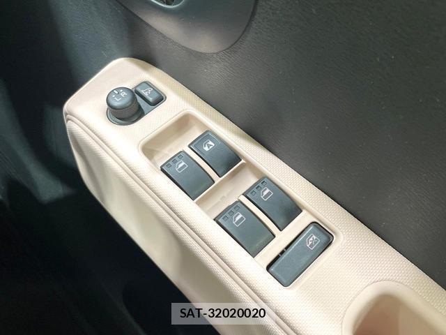 Daihatsu MIRA COCOA 2015-10 8813178-6