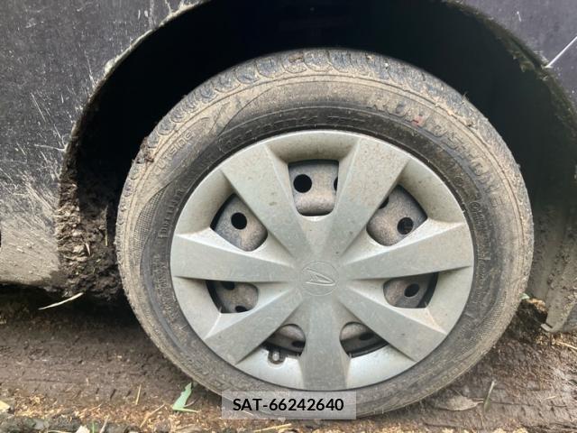 Daihatsu MIRA 2011-12 8813594-13