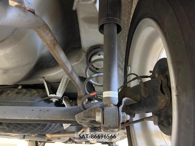 Daihatsu MIRA 2017-07 8815081-17