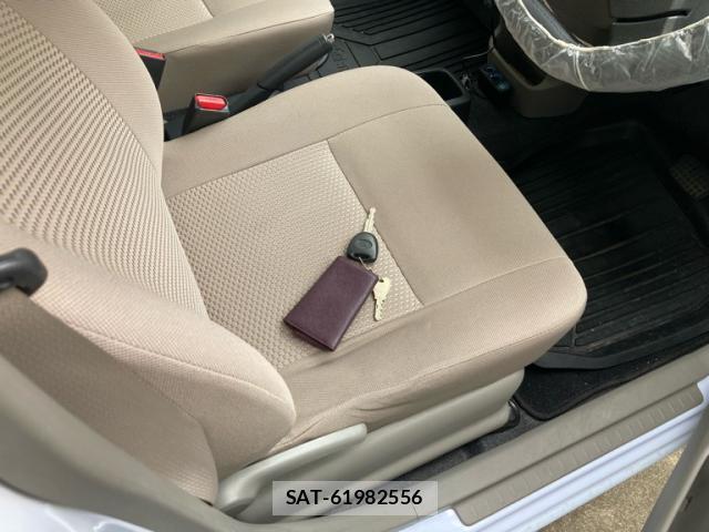 Daihatsu MIRA 2011-09 8816284-16