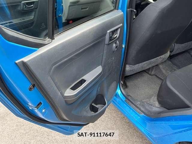 Daihatsu MIRA 2017-08 8816512-13