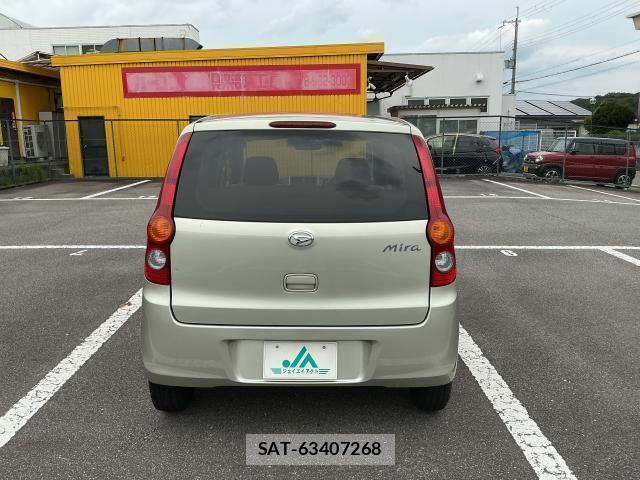 Daihatsu MIRA 2010-09 8817075-1