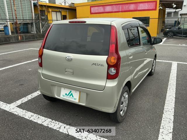 Daihatsu MIRA 2010-09 8817075-13
