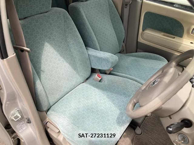 Nissan MOCO 2007-09 8812285-17