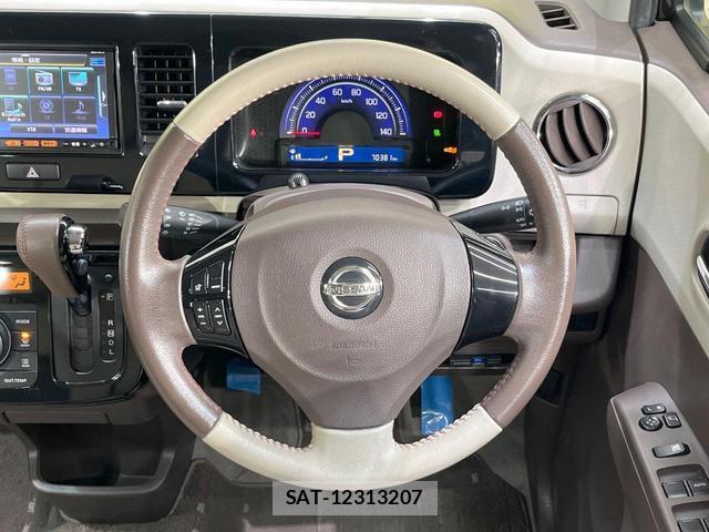 Nissan MOCO 2016-02 8816465-10
