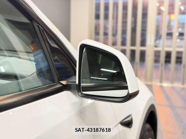 Tesla MODEL Y 2023-08 8815580-11