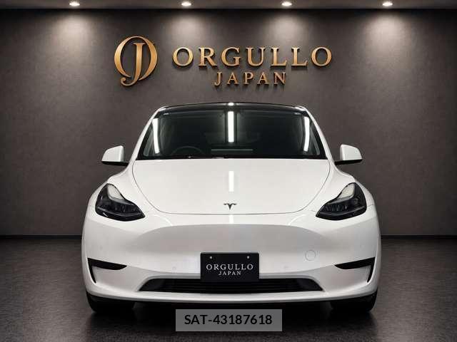 Tesla MODEL Y 2023-08 8815580-2