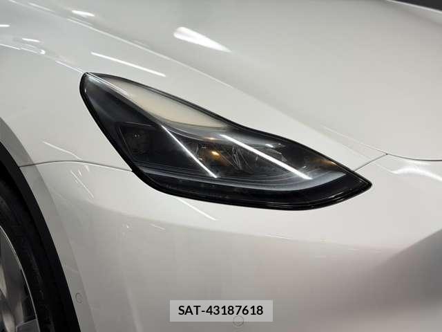Tesla MODEL Y 2023-08 8815580-5