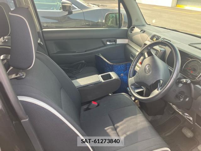 Daihatsu MOVE CONTE 2014-06 8813360-7