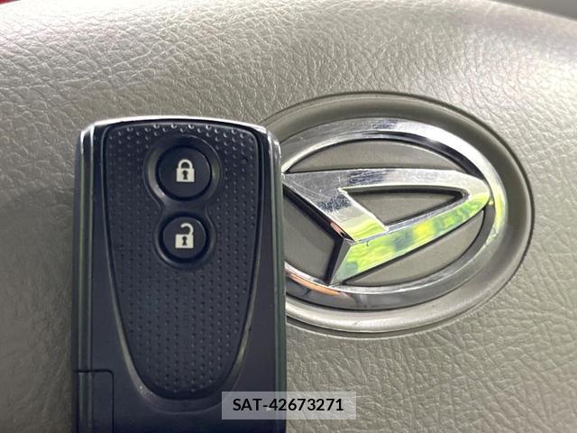 Daihatsu MOVE CONTE 2011-12 8814534-6