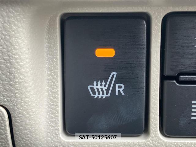 Daihatsu MOVE 2018-02 8812937-6