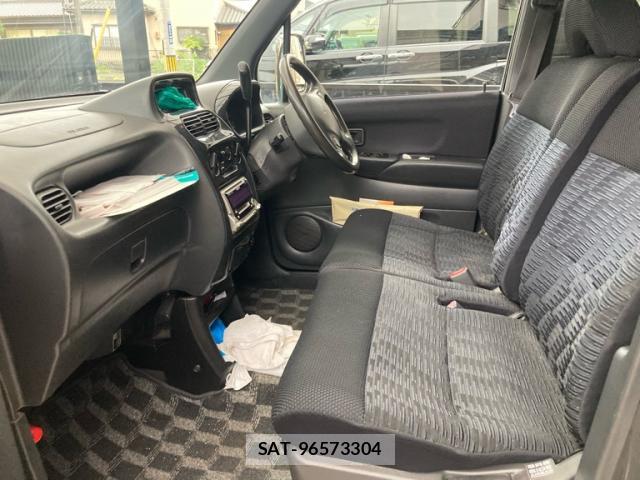Daihatsu MOVE 2002-01 8813472-7