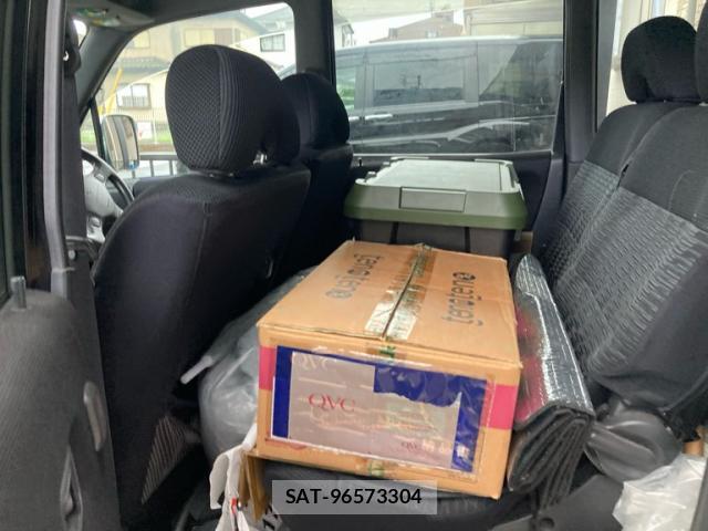 Daihatsu MOVE 2002-01 8813472-9