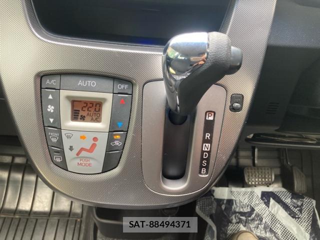 Daihatsu MOVE 2014-03 8813858-15