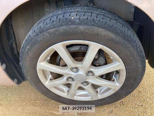Daihatsu MOVE 2012-06 8814093-4