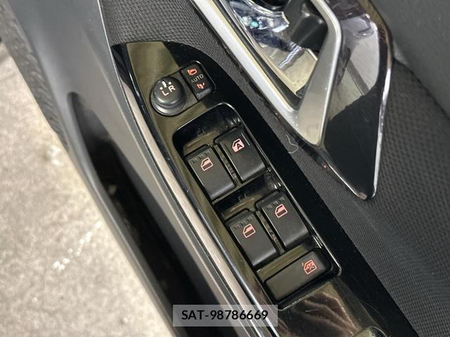 Daihatsu MOVE 2018-02 8814420-18