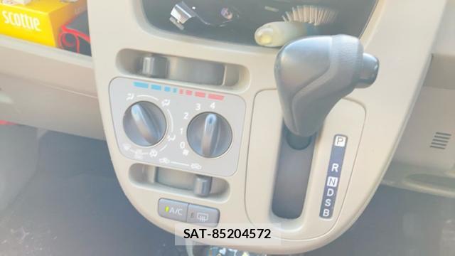 Daihatsu MOVE 2013-09 8815151-3