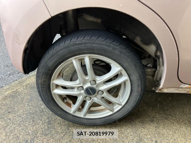 Daihatsu MOVE 2013-07 8815869-5
