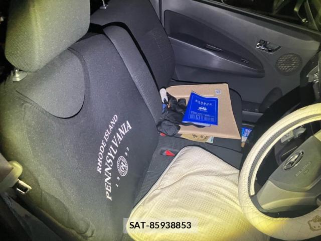 Daihatsu MOVE 2014-08 8817151-11