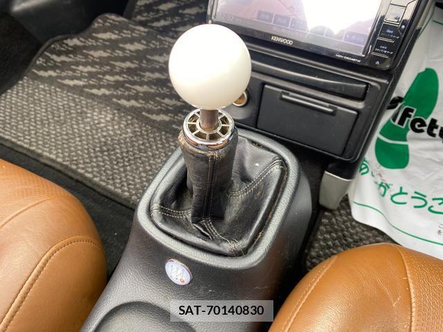 Toyota MR-S 2001-04 8815367-19