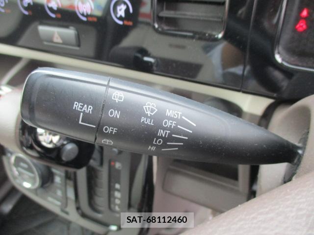 Suzuki MR WAGON 2013-08 8812130-10