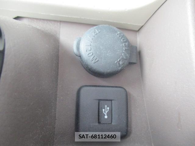 Suzuki MR WAGON 2013-08 8812130-11