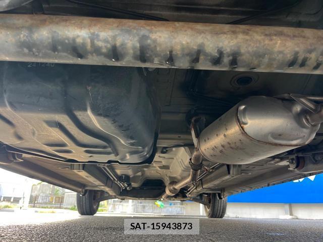 Suzuki MR WAGON 2015-01 8813409-18