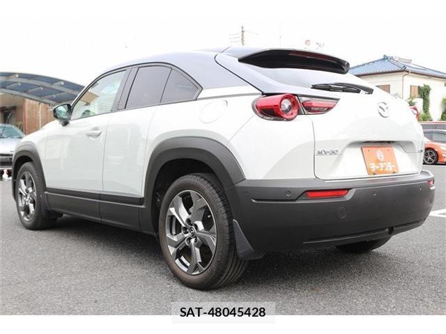 Mazda MX-30 2021-03 8812801-6