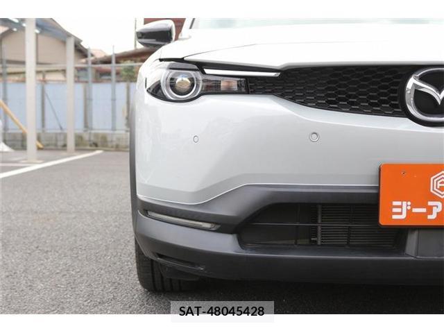 Mazda MX-30 2021-03 8812801-9