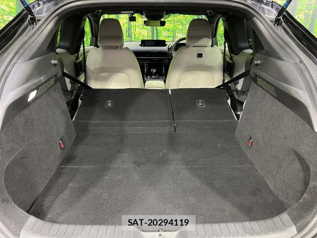 Mazda MX-30 2022-11 8815943-10