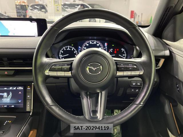 Mazda MX-30 2022-11 8815943-11