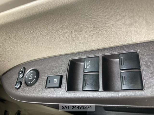 Honda N-ONE 2013-03 8812334-11