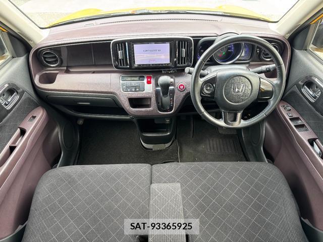 Honda N-ONE 2013-10 8812519-6