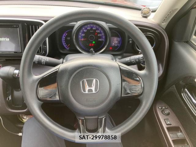 Honda N-ONE 2013-12 8813840-7