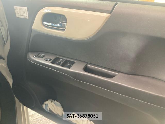 Honda N-ONE 2018-05 8813853-11