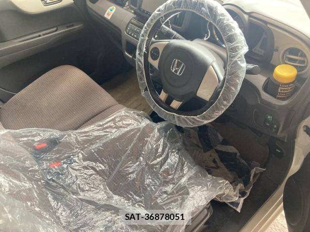 Honda N-ONE 2018-05 8813853-14