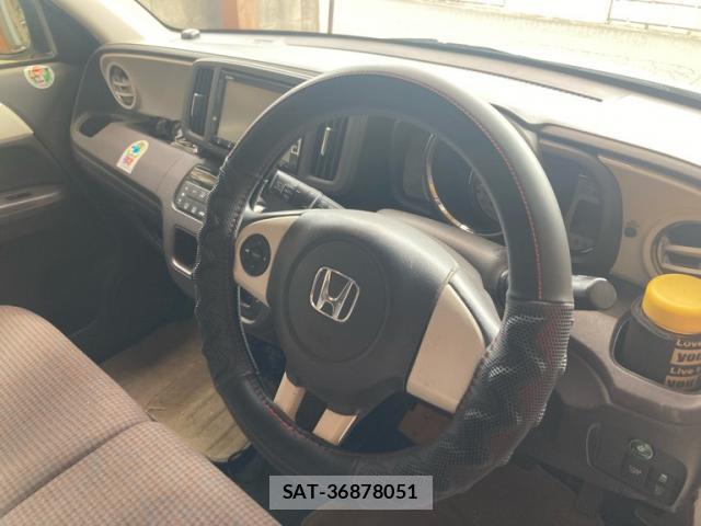 Honda N-ONE 2018-05 8813853-6
