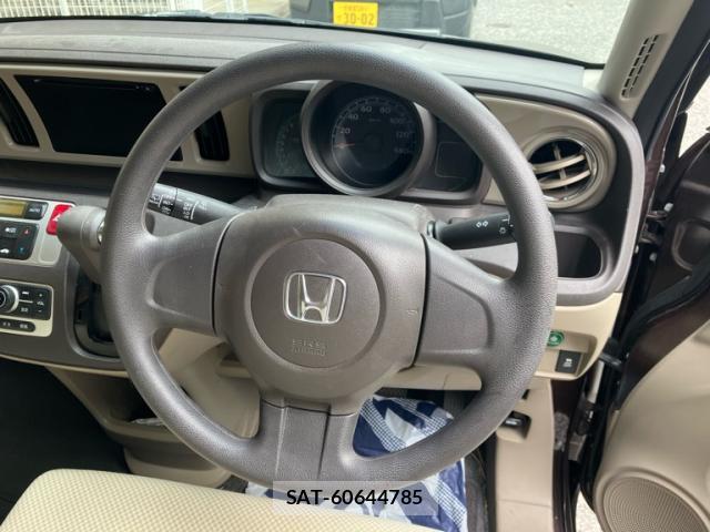 Honda N-ONE 2013-04 8817609-6