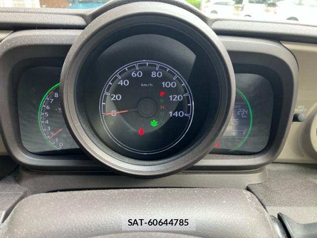 Honda N-ONE 2013-04 8817609-8