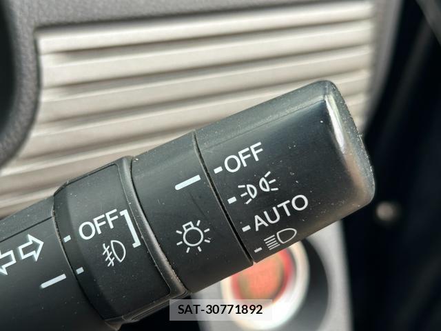 Honda N-VAN 2019-01 8815049-11