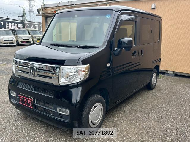Honda N-VAN 2019-01 8815049-16